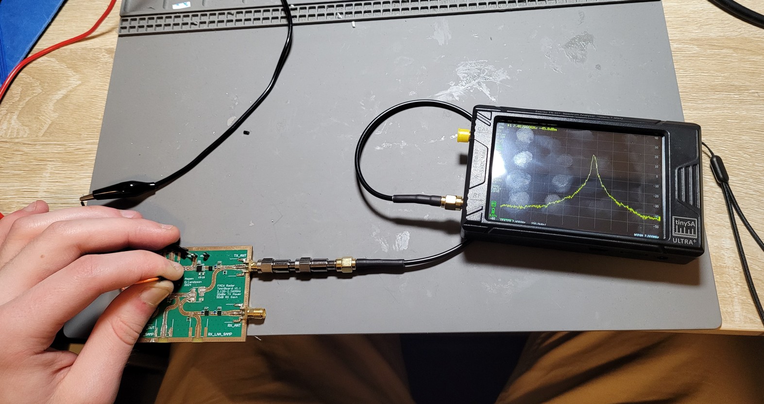 FMCW radar PCB - spectrum analyzer screenshot